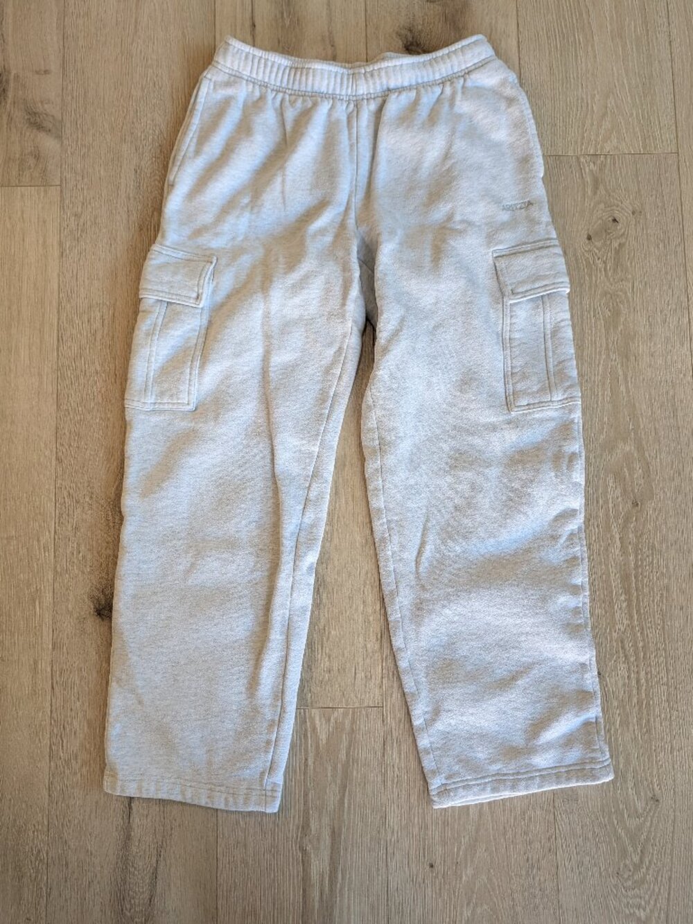 Aritzia Cozy Sweatfleece Mega Cargo Sweatpant Small